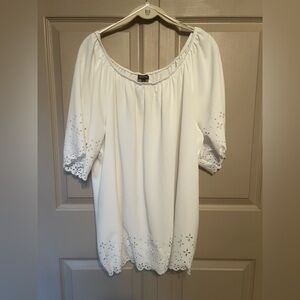 Bobeau White Eyelet Blouse